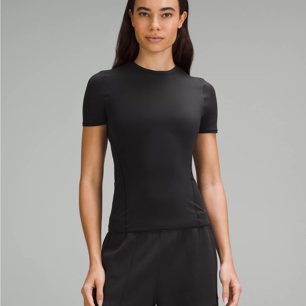 Lululemon Wundermost Ultra-Soft Nulu cropped Crewneck Shirt